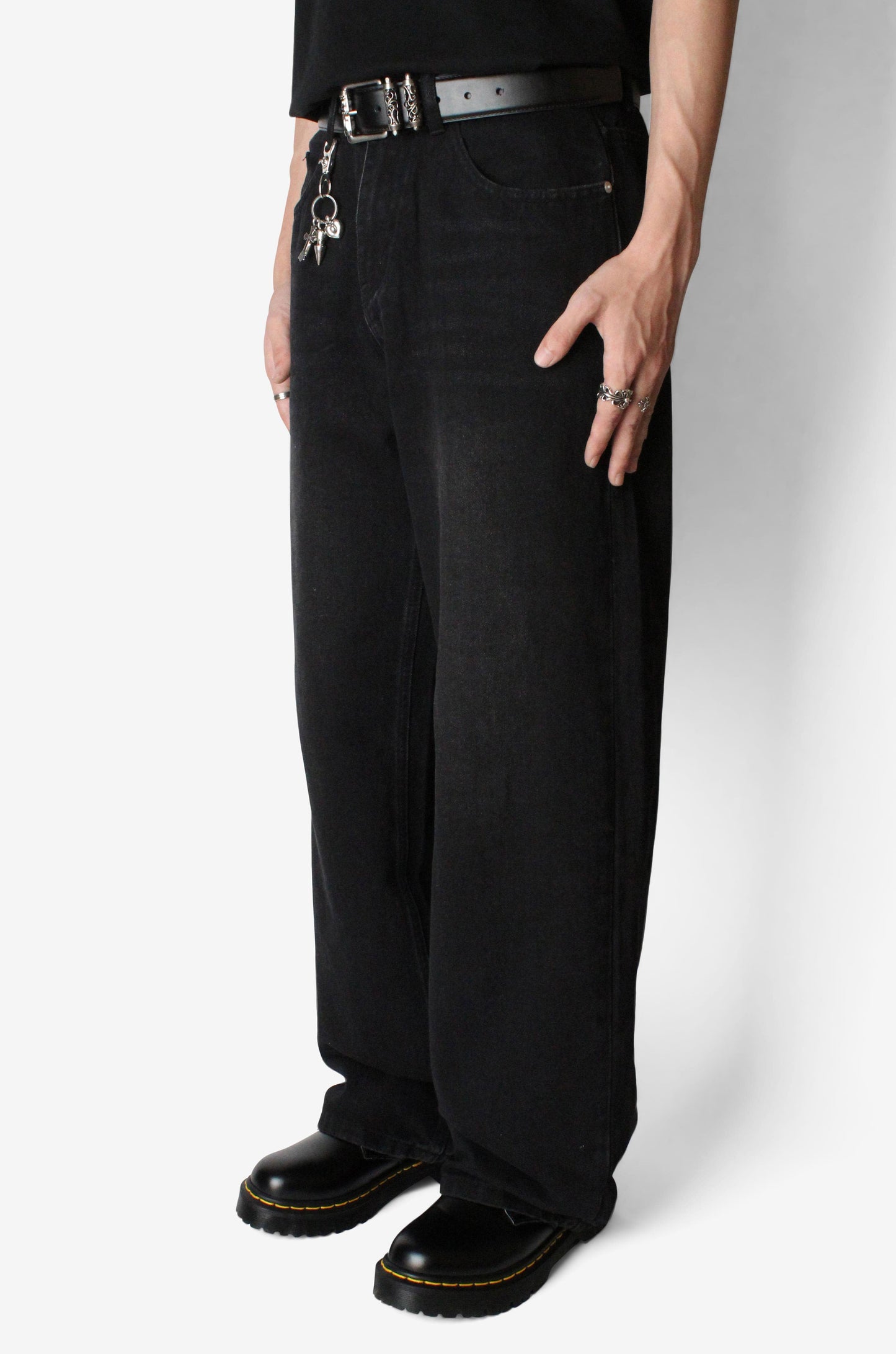 90's Straight-Leg Jeans