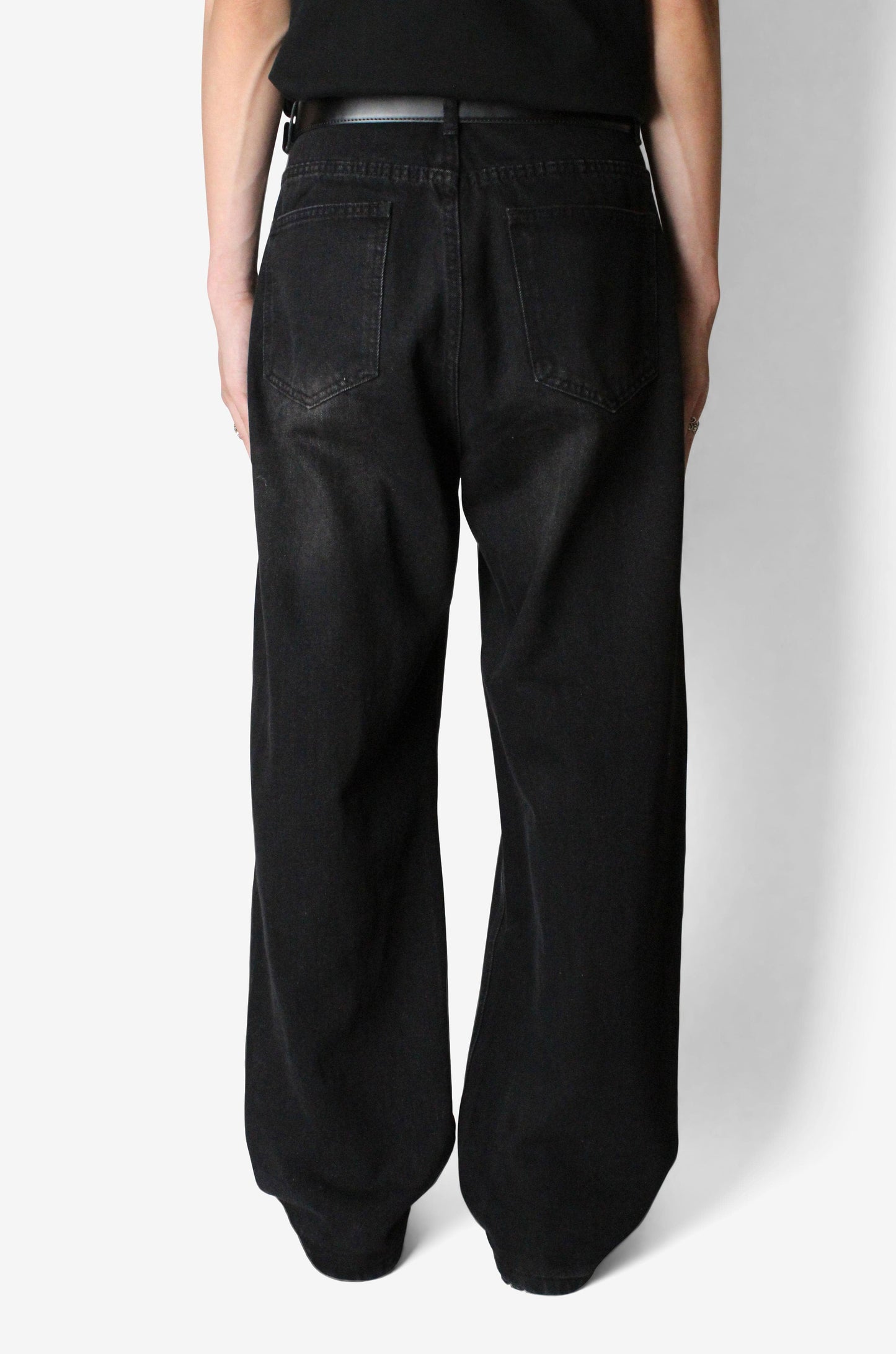 90's Straight-Leg Jeans