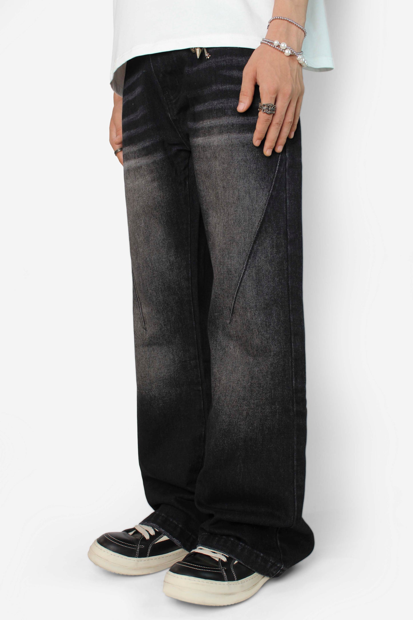Flare Cowboy Jeans