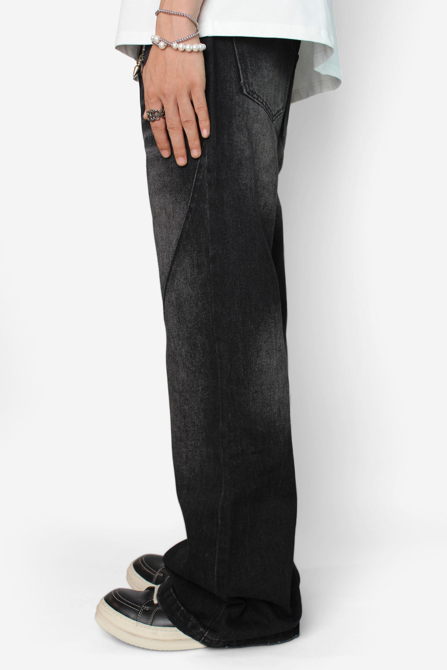 Flare Cowboy Jeans