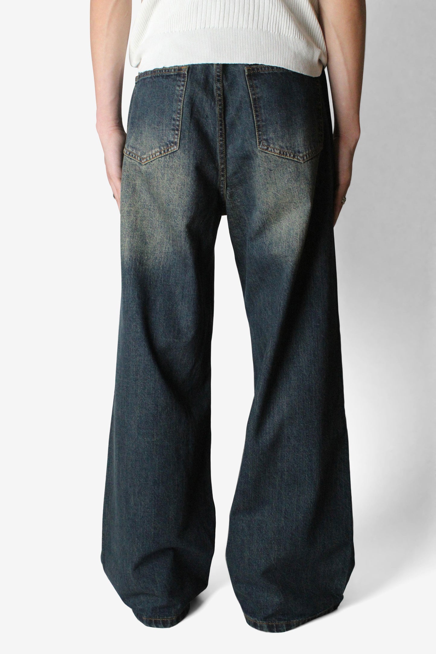 Signature Baggy Jeans