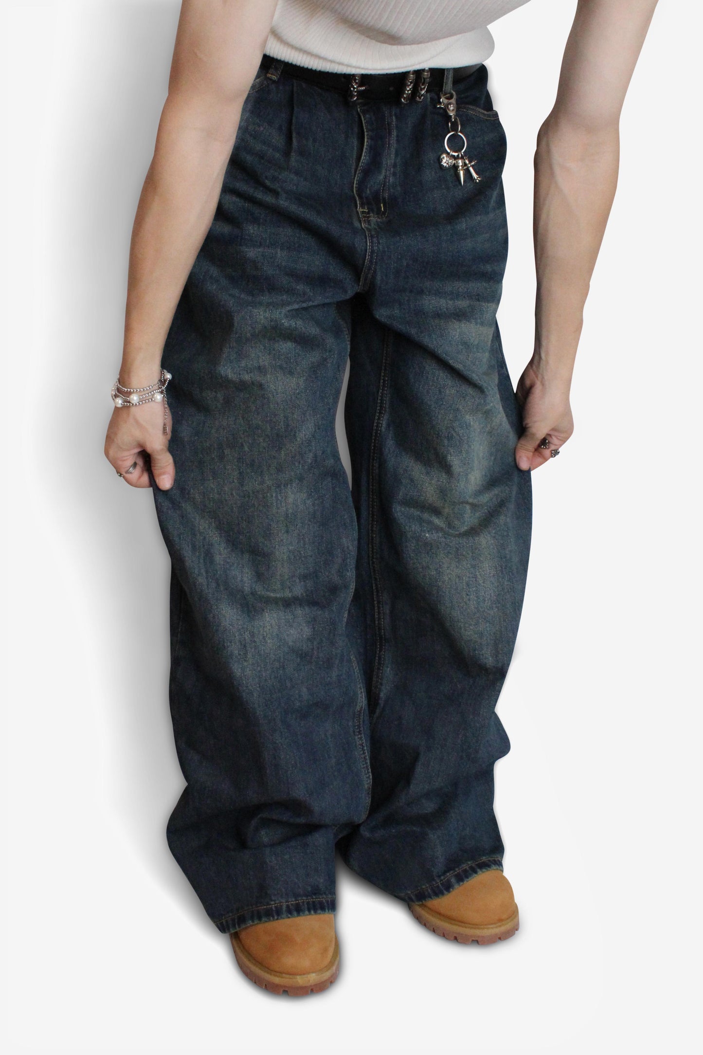 Signature Baggy Jeans