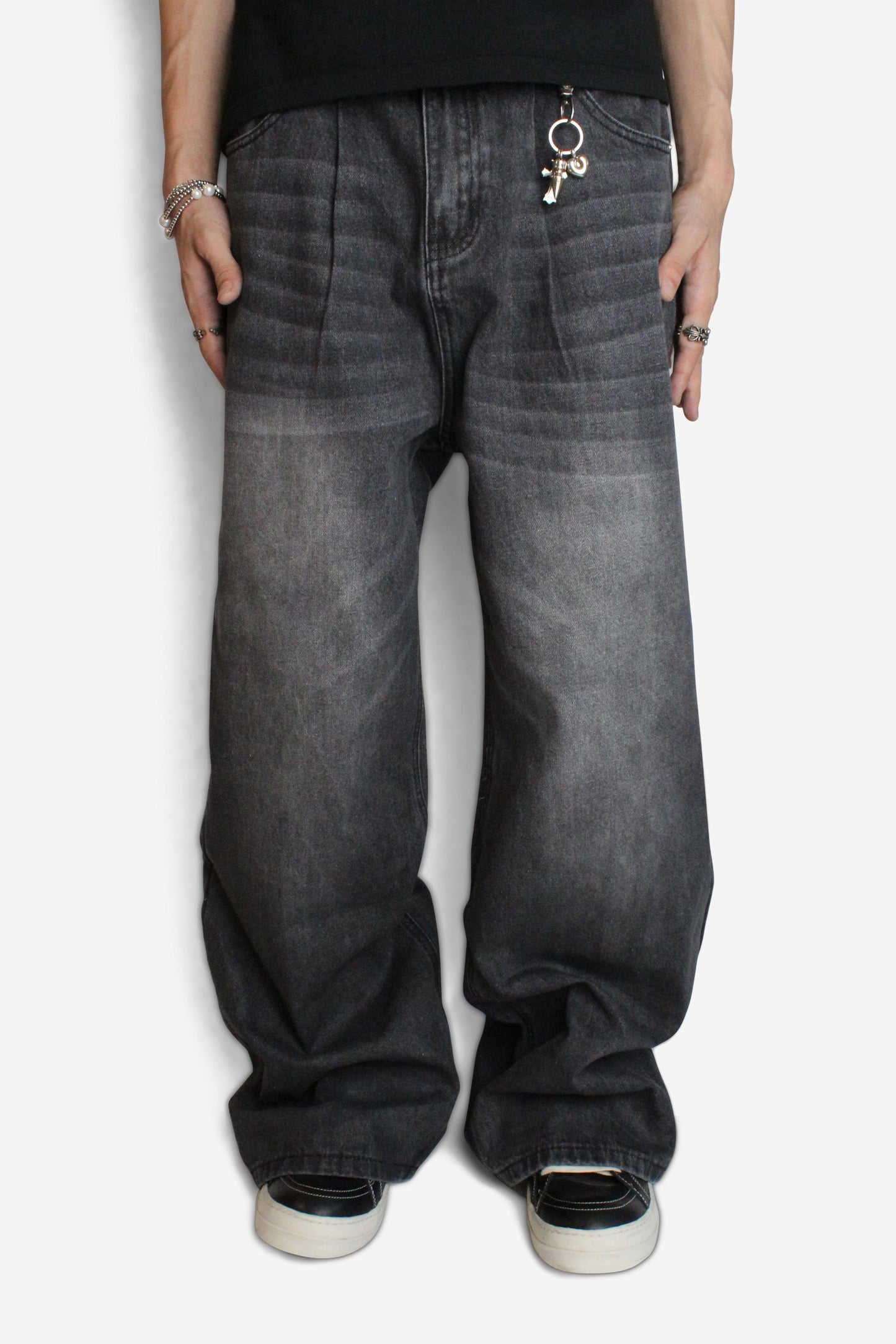 Signature Baggy Jeans