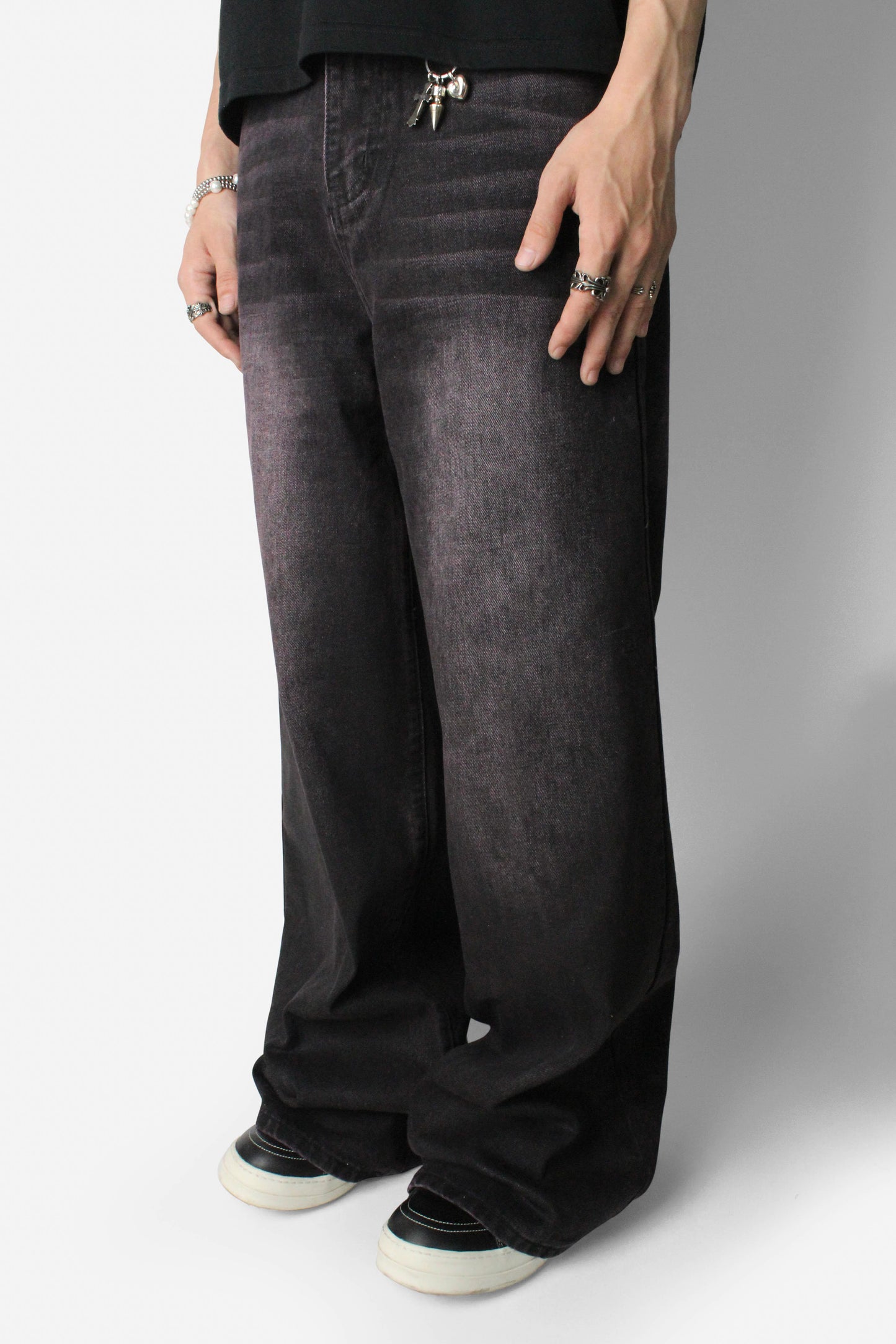 Bloodmoon Jeans