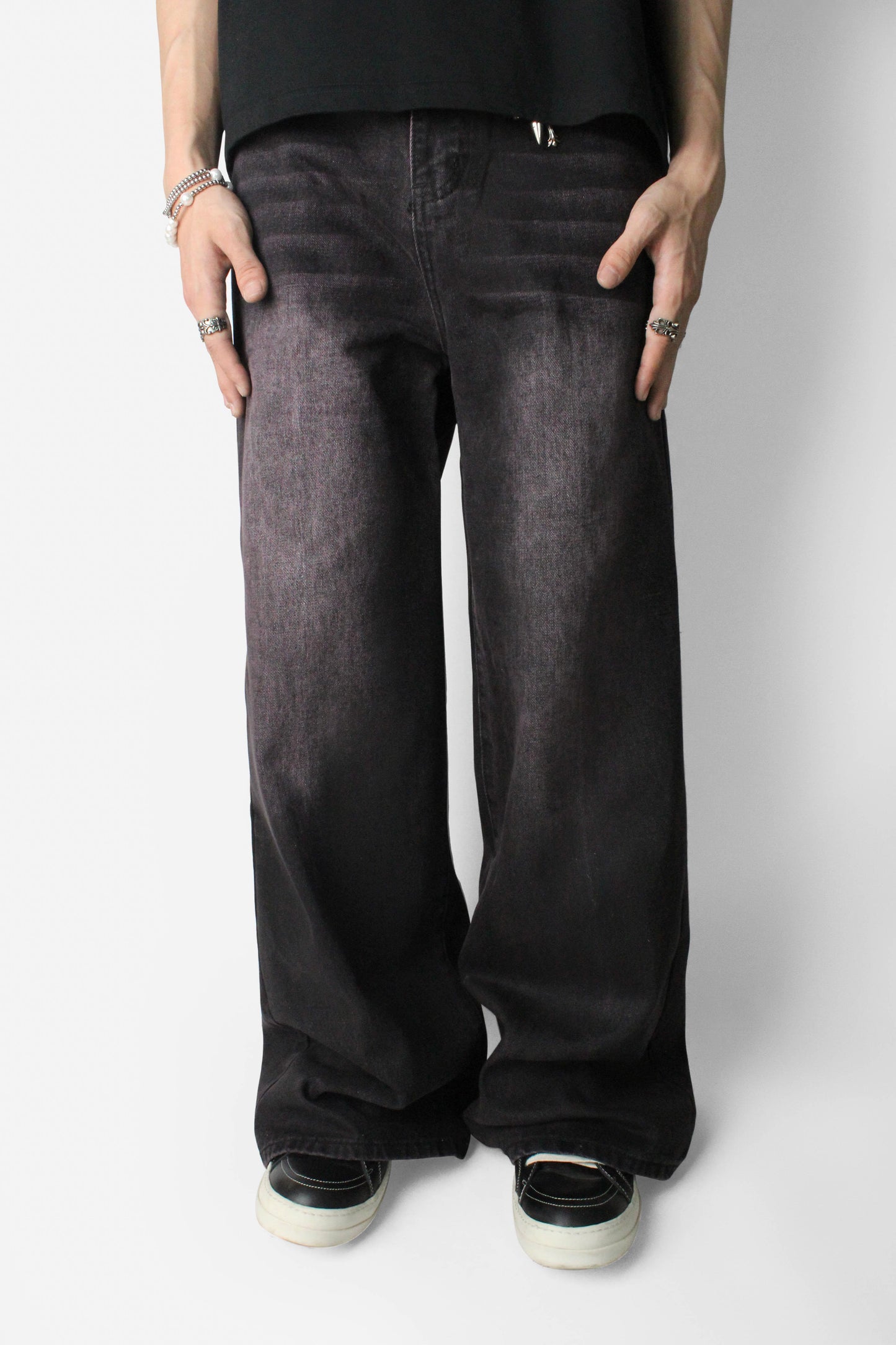 Bloodmoon Jeans